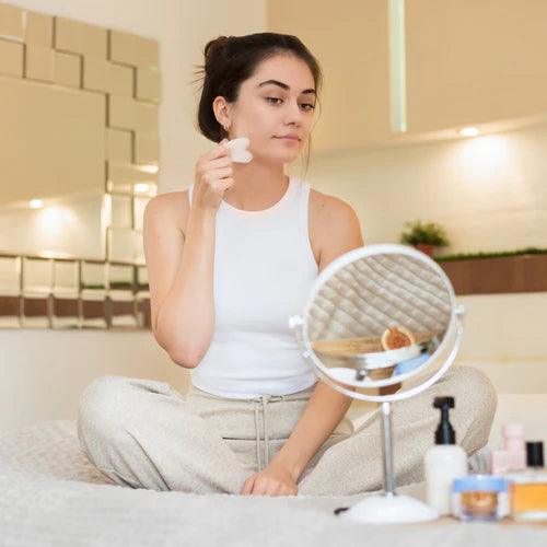 How to Keep Your Skin Healthy and Glowing in the Rainy Season